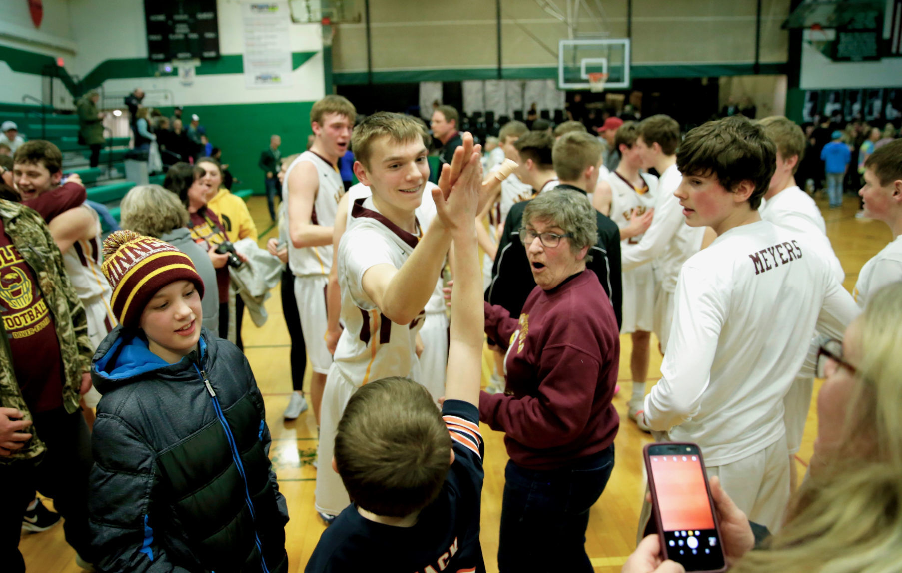Section 1AA boys basketball...Dover-Eyota upsets LaCrescent-Hokah in overtime thriller